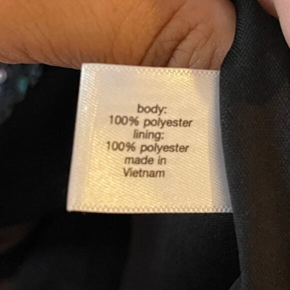 Lane Bryant Gunmetal/Charcoal Grey Ruffled Cold-Shoulder Sequin Top - EUC - Picture 6 of 6